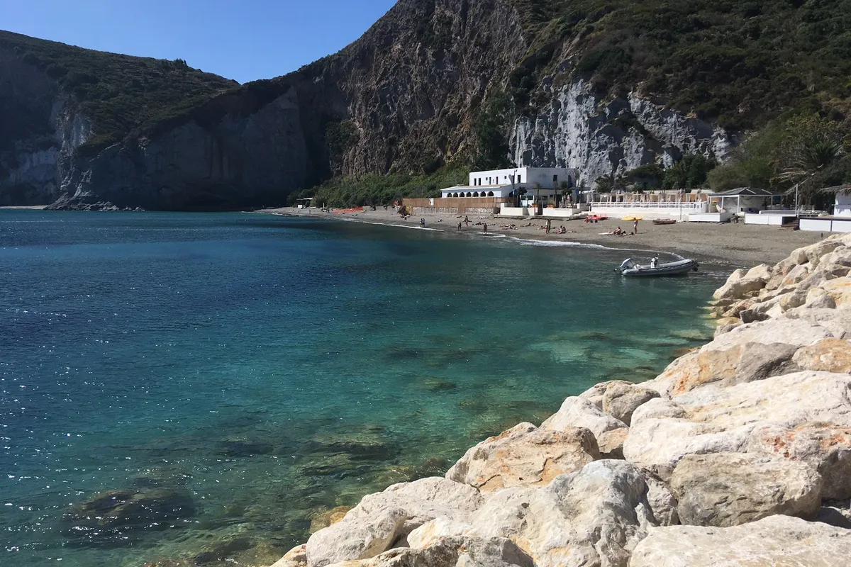 Frontone, stop in Ponza — photo 3