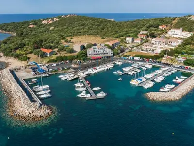 Port Jean-Baptiste Tomi, marina in Serra-di-Ferro, France — photo 3