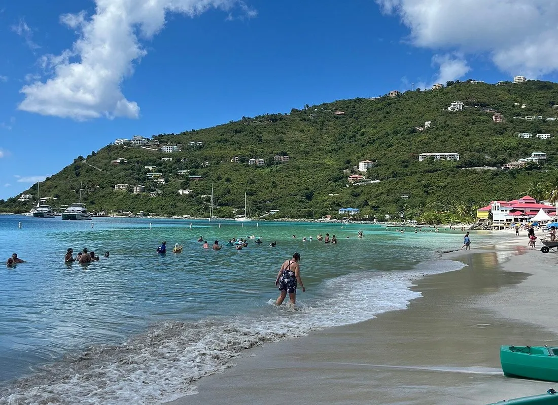 Cane Garden Bay, anchorage in Road Town, British Virgin Islands — photo 7