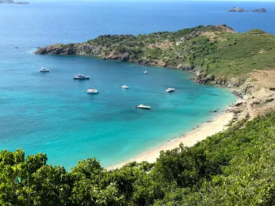 Anse du Colombier, anchorage in Saint Barthélemy, France — photo 5