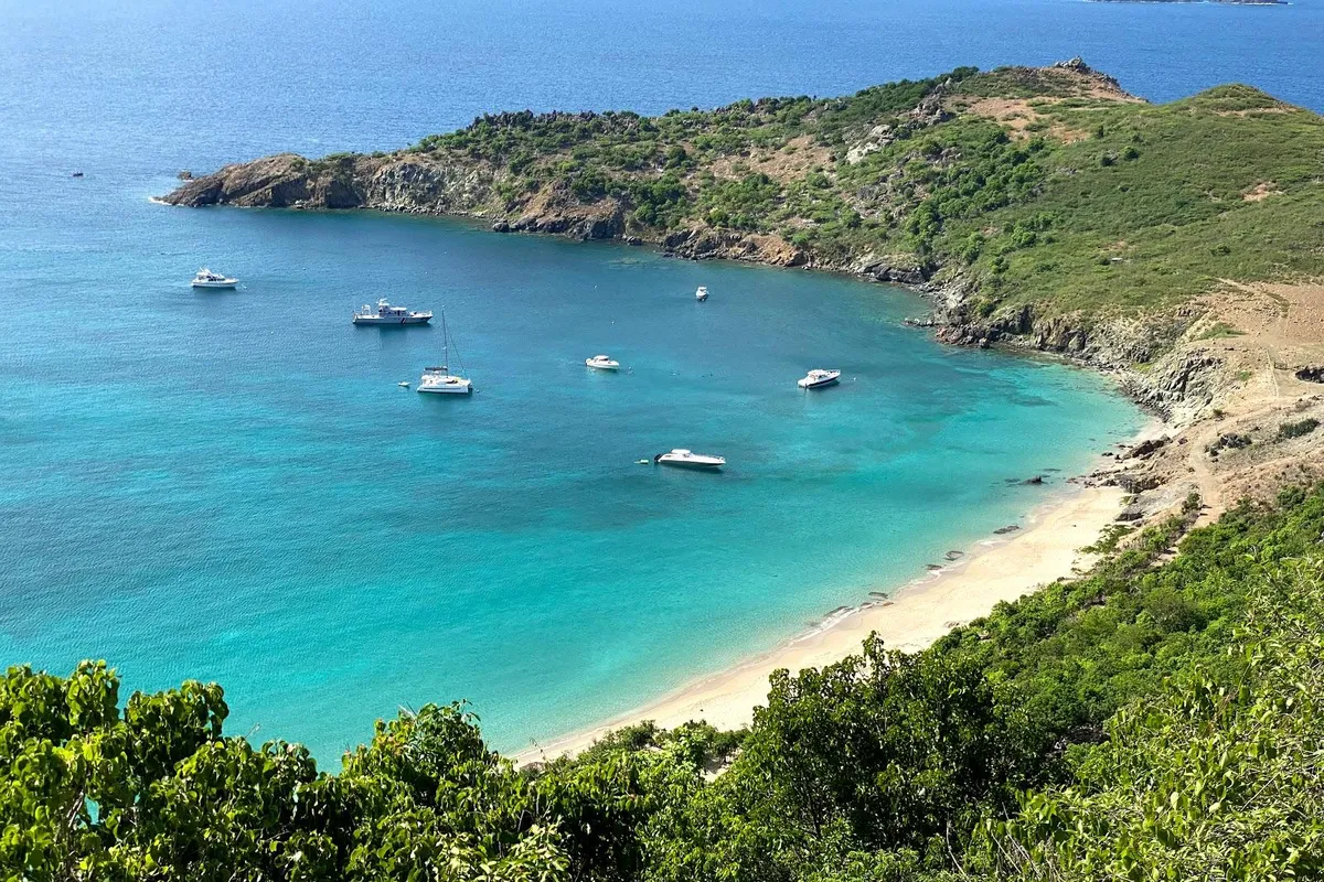Anse du Colombier, anchorage in Saint Barthélemy, France — photo 5