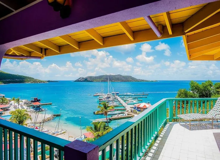 Leverick Bay, anchorage in Leverick Bay, British Virgin Islands — photo 6