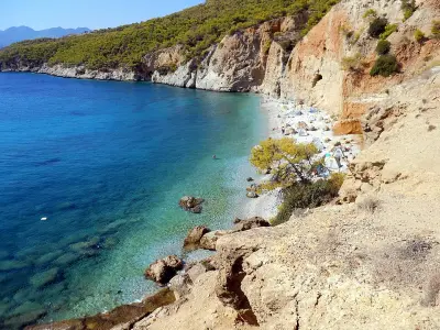 Aponisos, stop in Megalochori, Greece — photo 5