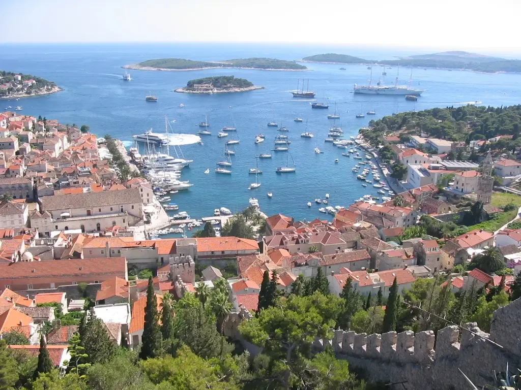 Uvala Taršće, anchorage in Hvar town, Croatia — photo 7