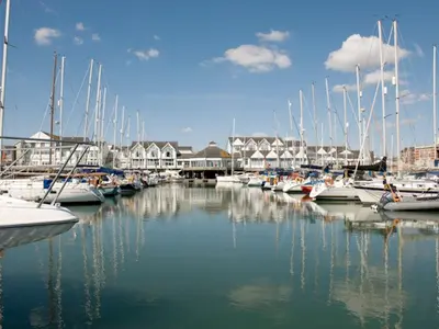 Town Quay Marina in United Kingdom — photo 2