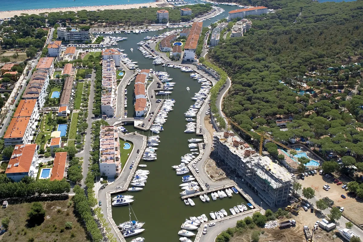 Port de Sant Feliu de Guíxols, stop in Castell d'Aro, Platja d'Aro i s'Agaró, Spain — photo 6