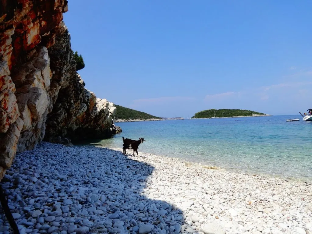 Pera Pigadi Beach, stop in Vathy — photo 2