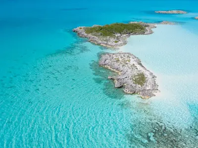 Highborne Cay Anchorage in Exuma, Bahamas — photo 3