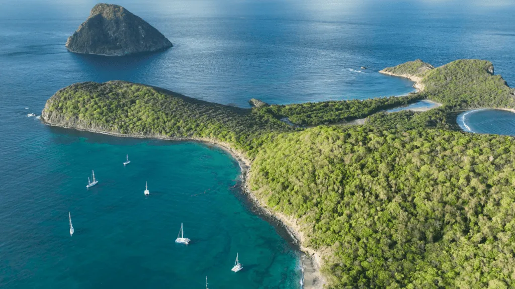 Grand Bay, anchorage in Dovers, Saint Vincent and the Grenadines — photo 3