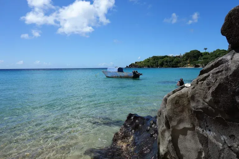 Grand Bay, anchorage in Dovers, Saint Vincent and the Grenadines — photo 2