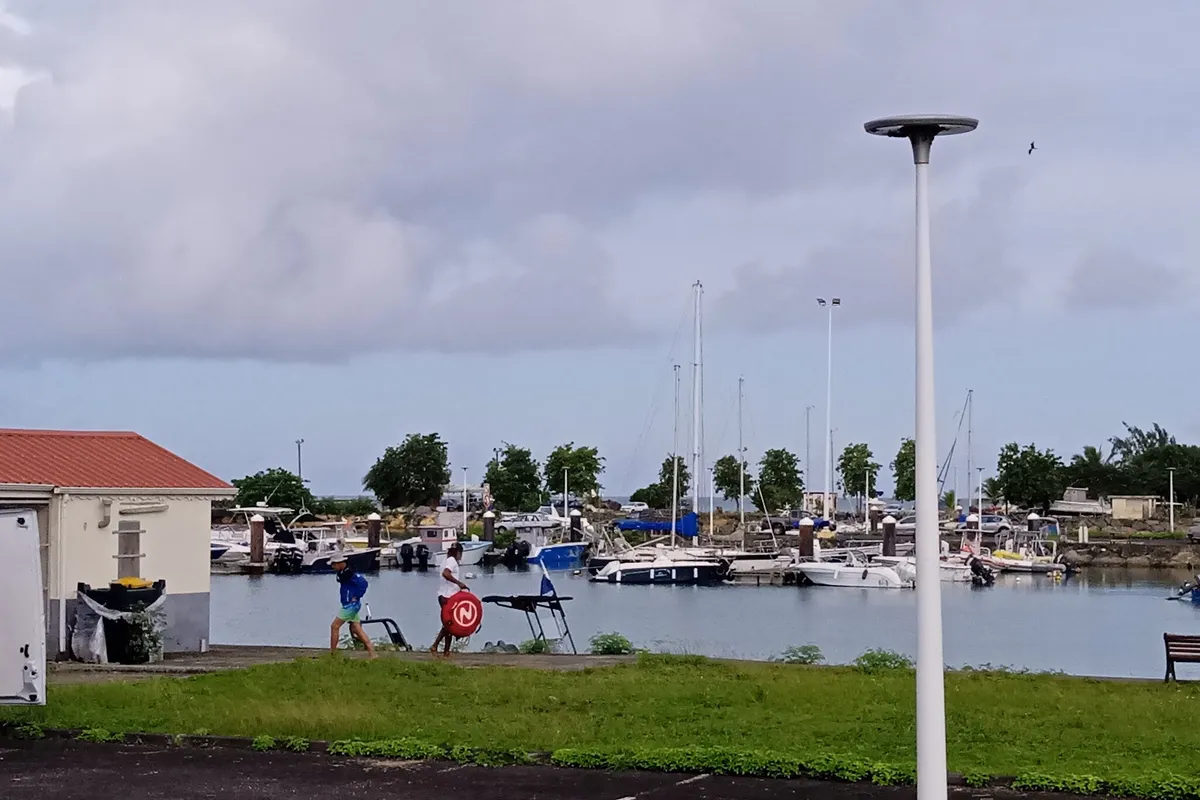Baie de Saint-Louis, anchorage in Saint-Louis, France — photo 2