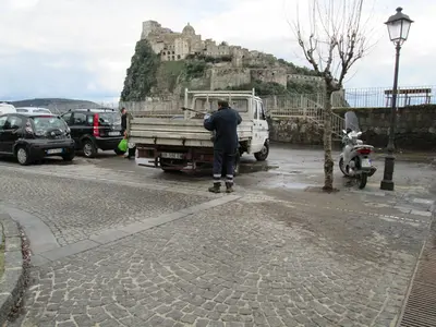 Piazzale delle Alghe, stop — photo 3