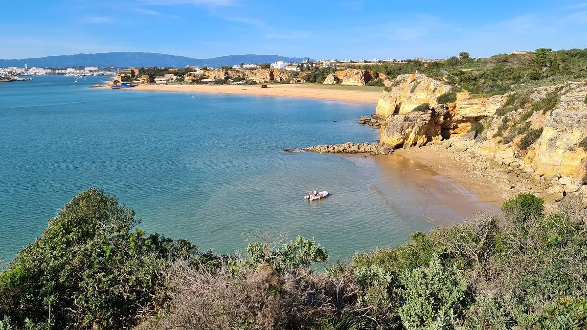 Praia do Molhe, stop in Portimão