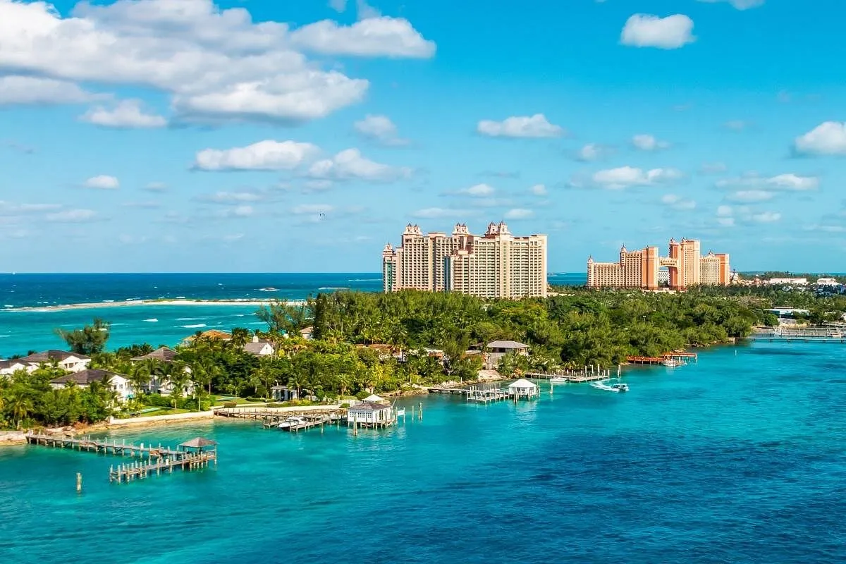 Dunmore Island, stop in New Providence, Bahamas — photo 8