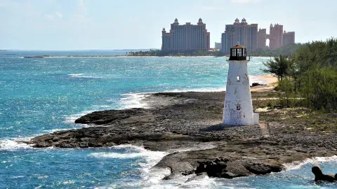 Dunmore Island, stop in New Providence, Bahamas — photo 5