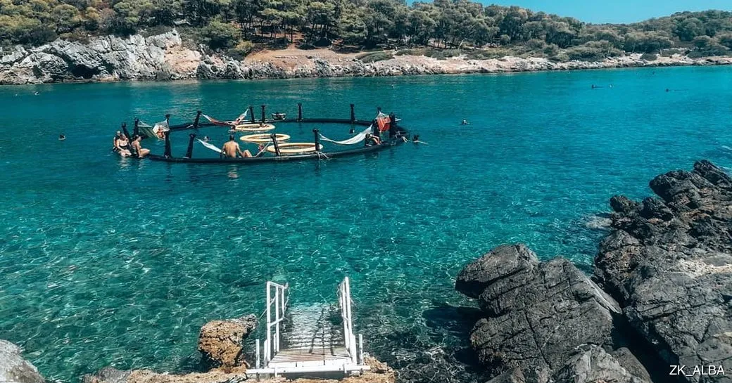 Aponissos Beach, stop in Megalochori, Greece — photo 5