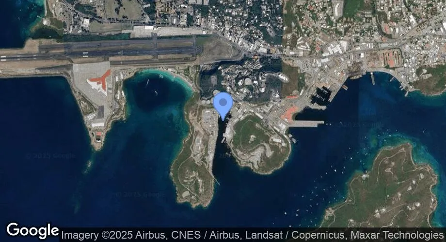 Druif Bay, anchorage in Charlotte Amalie, United States — photo 2