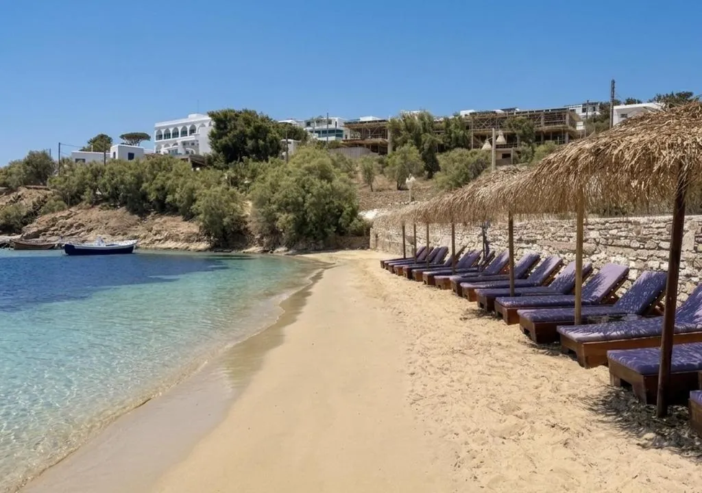 Tigani Parou Anchorage in Alyki, Greece — photo 2