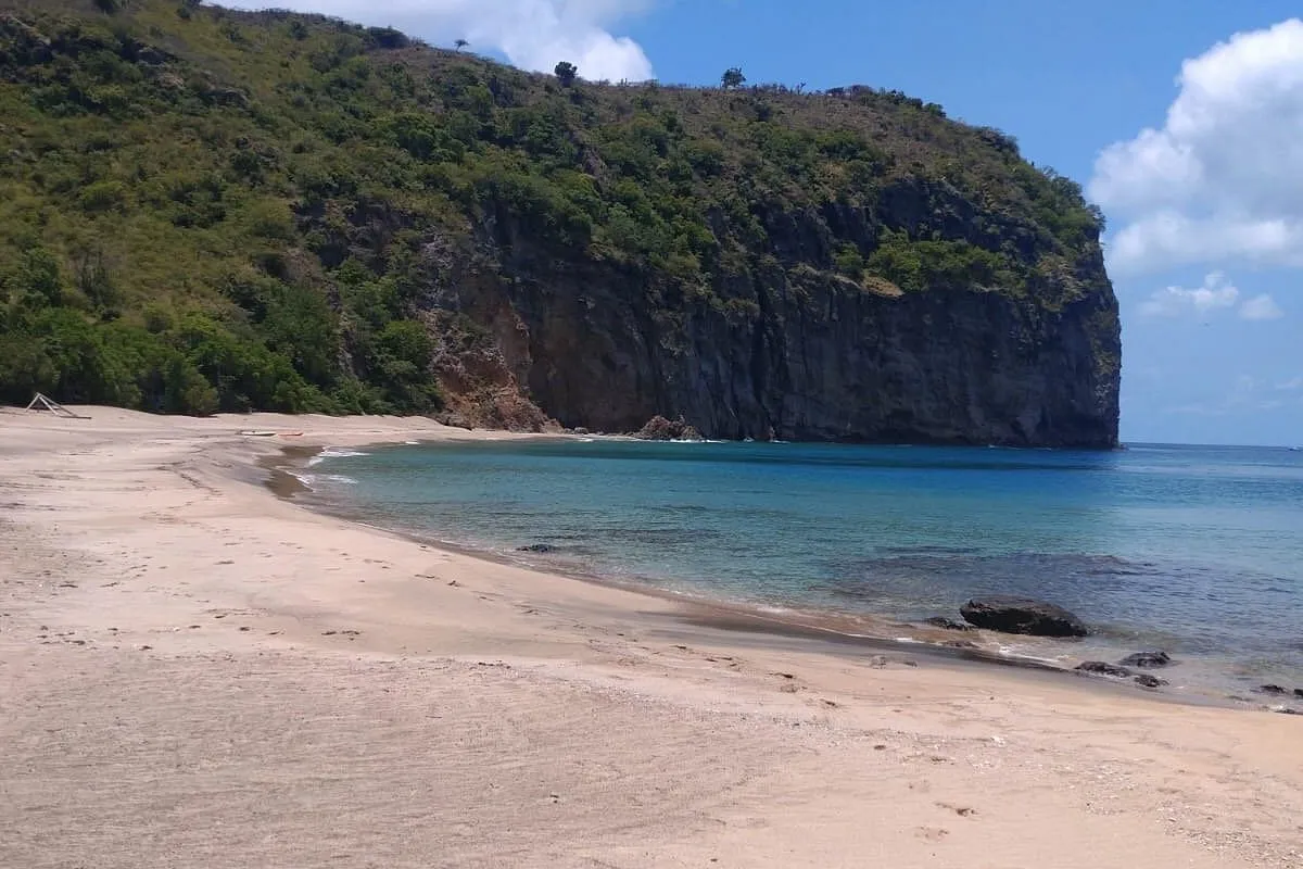 Rendezvous Beach, stop in Bahamas — photo 3
