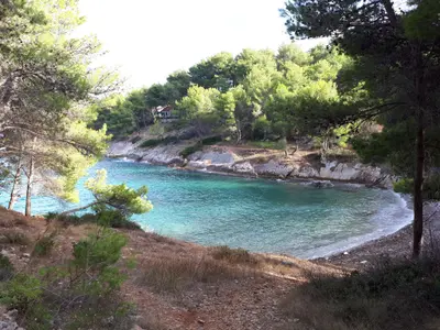 Uvala Maslinica, anchorage in Rogač, Croatia — photo 3