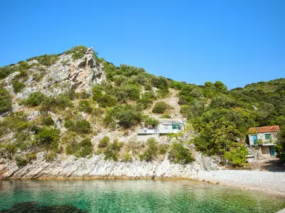 Uvala Maslinica, anchorage in Rogač, Croatia — photo 2