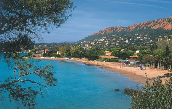 Baie de Saint-Raphaël, anchorage in France — photo 4