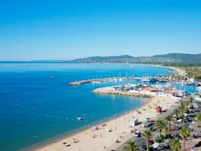 Baie de Saint-Raphaël, anchorage in France — photo 5