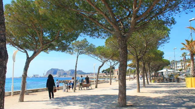 Plage Cyrnos, stop in France — photo 4