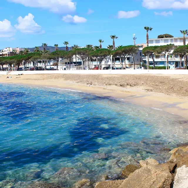 Plage Cyrnos, stop in France — photo 5