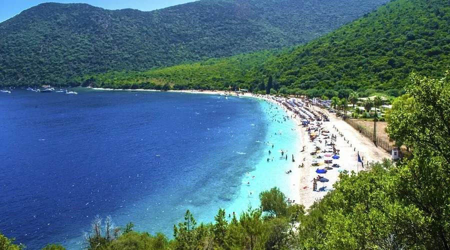Antisamos, stop in Sami Municipal Unit