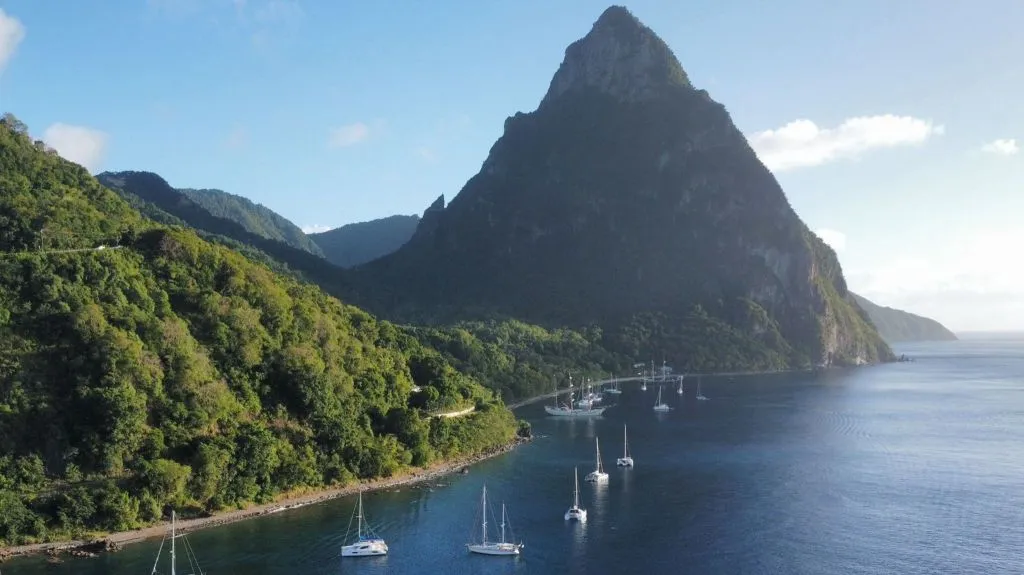 Anse des Pitons, anchorage in Soufrière, Saint Lucia