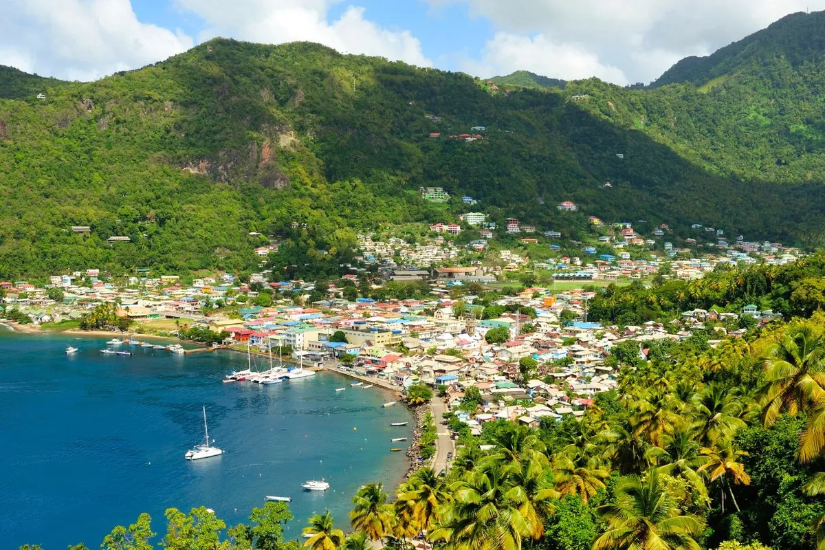 Anse des Pitons, anchorage in Soufrière, Saint Lucia — photo 5