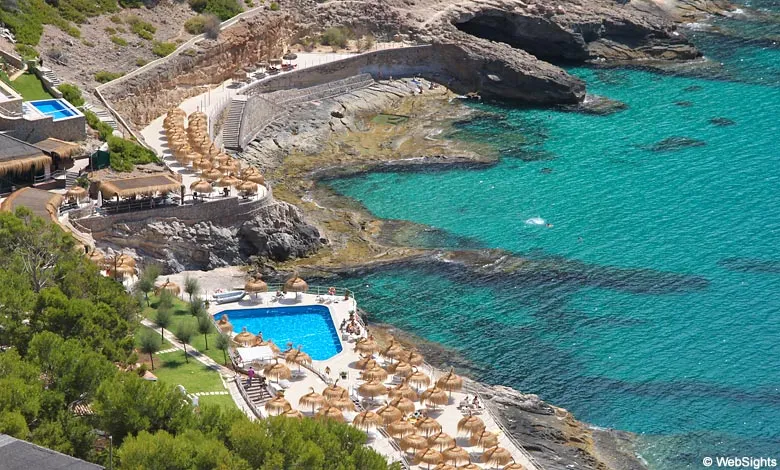 Cala Llamp, anchorage in Port d'Andratx, Spain — photo 4