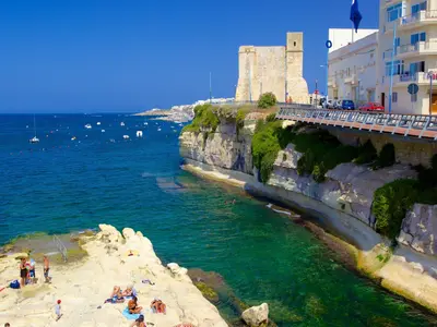 Tal-Imgħarrqa, stop in Saint Paul's Bay, Malta — photo 2