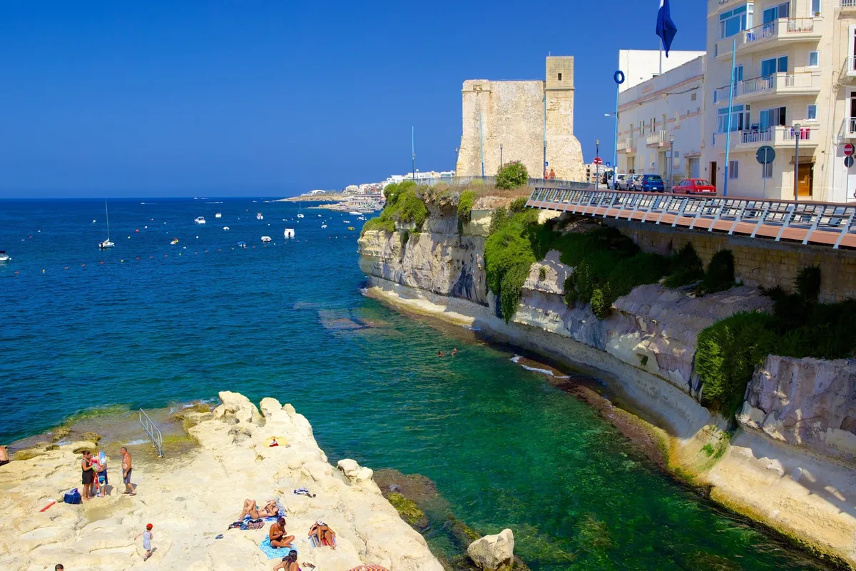 Tal-Imgħarrqa, stop in Saint Paul's Bay, Malta — photo 2
