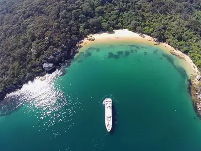 Spring Cove, anchorage in Sydney, Australia — photo 4