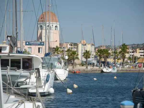 Port de Plaisance - Gruissan, marina in Gruissan, France — photo 7
