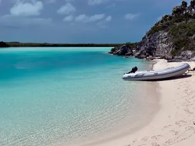 Cruisers Beach, stop in Exuma, Bahamas — photo 4