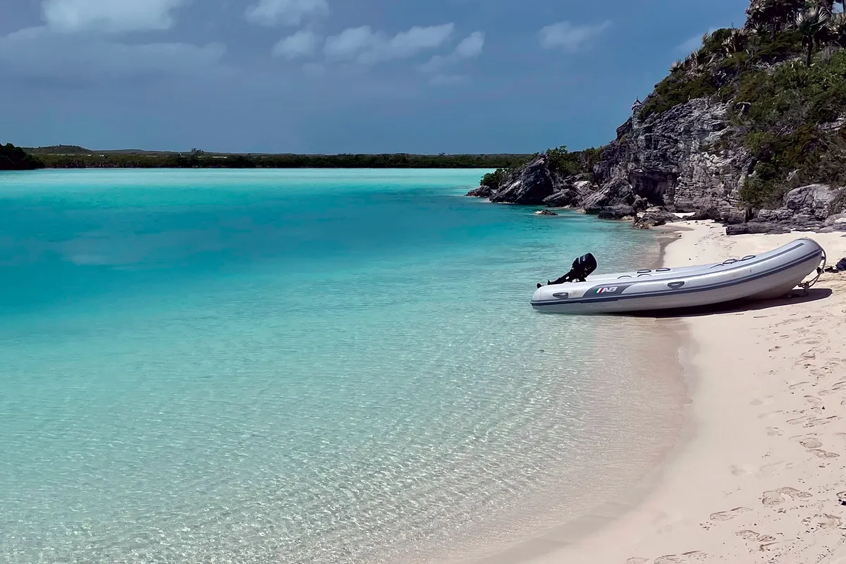 Cruisers Beach, stop in Exuma, Bahamas — photo 4