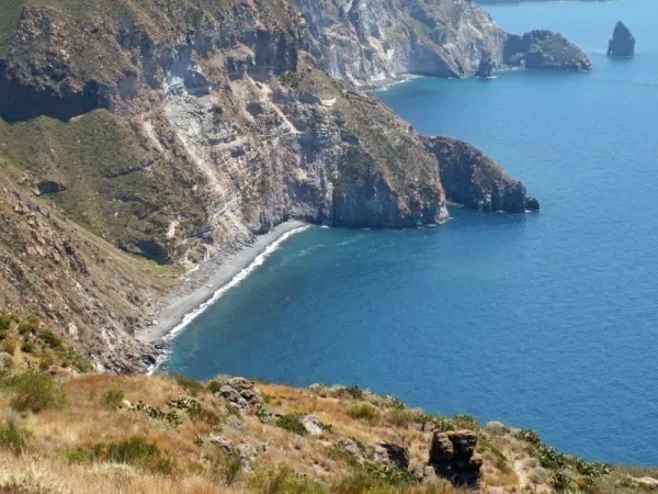 Spiaggia Valle Muria, stop in Lipari, Italy — photo 7