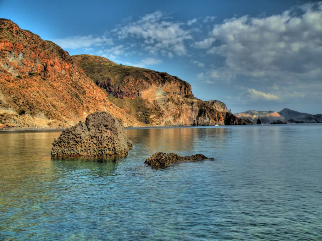 Spiaggia Valle Muria, stop in Lipari, Italy — photo 5