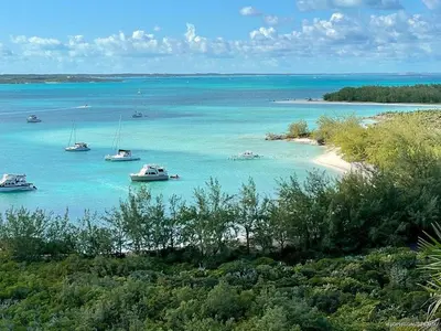 Shep's Beach, stop in Exuma, Bahamas — photo 4