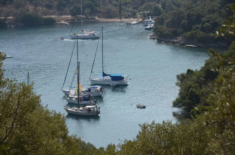 Órmos Ampelákia, anchorage in Vathy, Greece — photo 2
