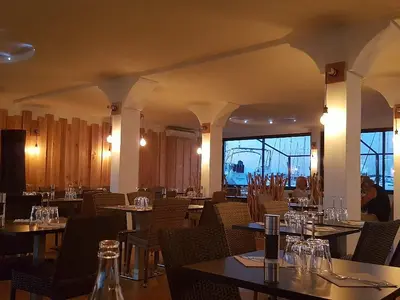 Yacht Club Restaurant, marina in Port-Saint-Louis-du-Rhône, France — photo 2