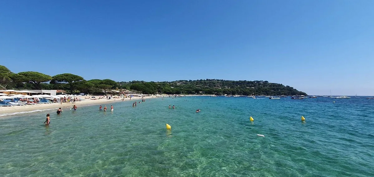 Plage de Tahiti, stop in Saint-Tropez, France — photo 6