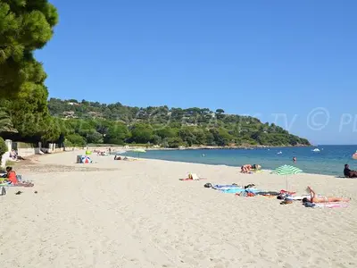 Plage de Tahiti, stop in Saint-Tropez, France — photo 3