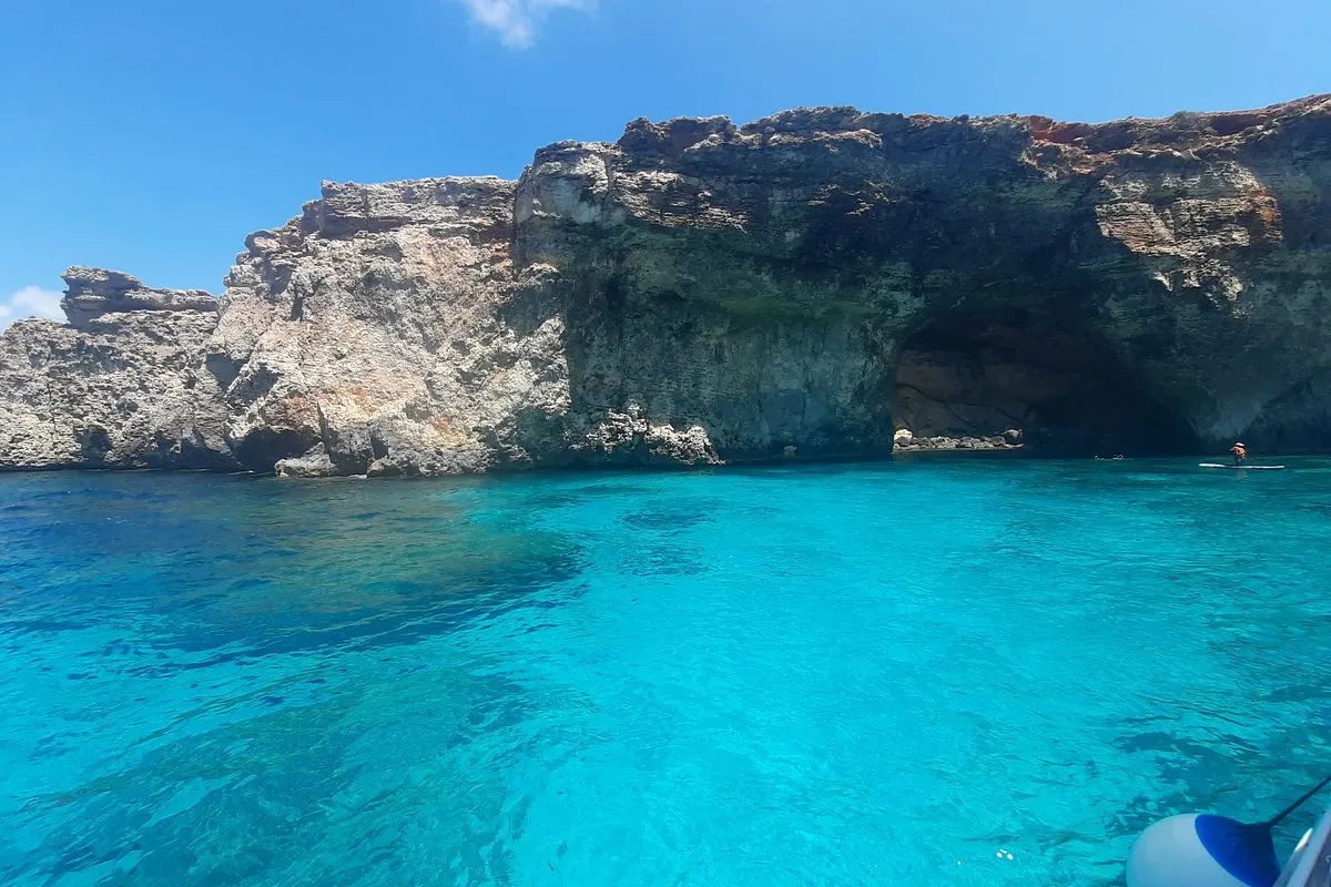 Il-Bajja ta’ San Niklaw Anchorage in Mġarr, Malta