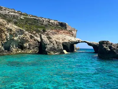 Il-Bajja ta’ San Niklaw Anchorage in Mġarr, Malta — photo 5