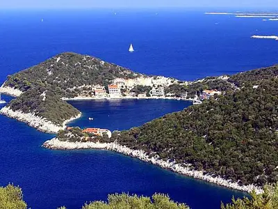 Uvala Zaklopatica, anchorage in Općina Lastovo, Croatia — photo 5
