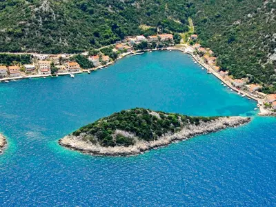 Uvala Zaklopatica, anchorage in Općina Lastovo, Croatia — photo 4
